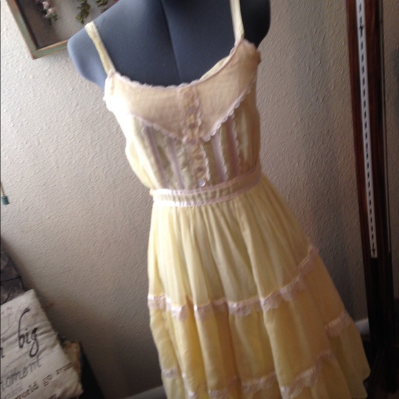SOLD ON DEPOP! Vintage Lolita A-Line Dress - Picture 2 of 7